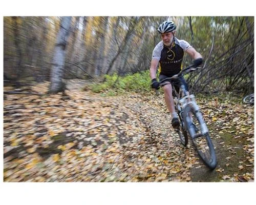 Với máy ảnh chuyên nghiệp, có thể thay đổi bố cục bằng DOF và phơi sáng