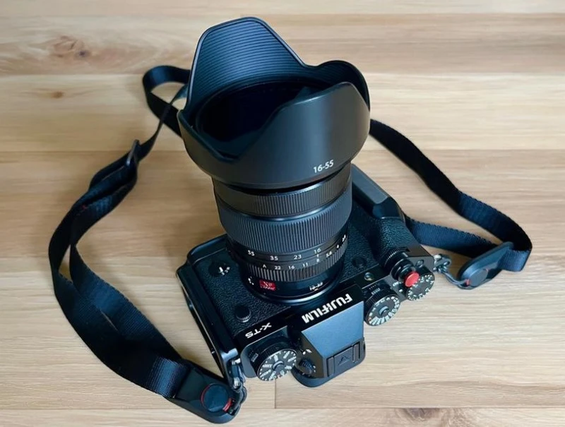 Autofocus nhanh, yên tĩnh, tối ưu cho chụp ảnh và quay video