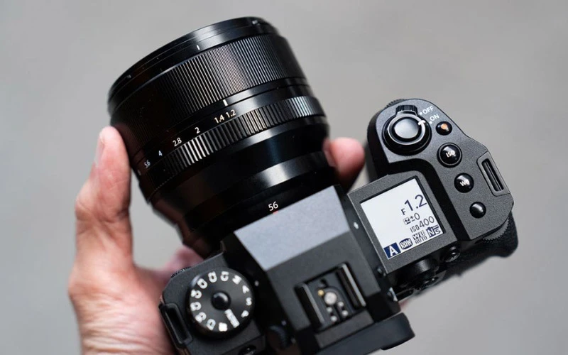 XF 56 F1.2 II là ống kính chân dung đỉnh cao