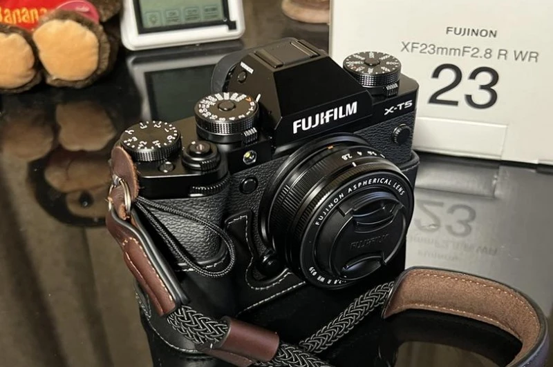 XF23F2.8 R WR sở hữu khả năng lấy nét 0.05s thần tốc